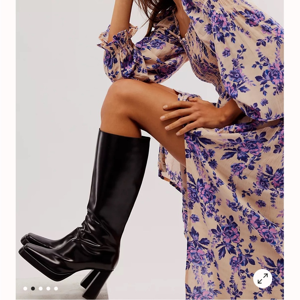 Jeffrey Campbell Maximal